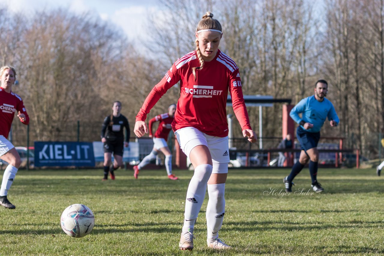 Bild 129 - F Rot Schwarz Kiel - SV Henstedt Ulzburg 2 : Ergebnis: 1:1